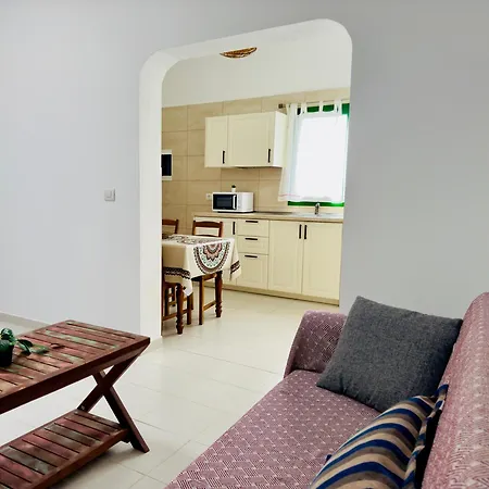 Flora By Vulcano Homes Appartement